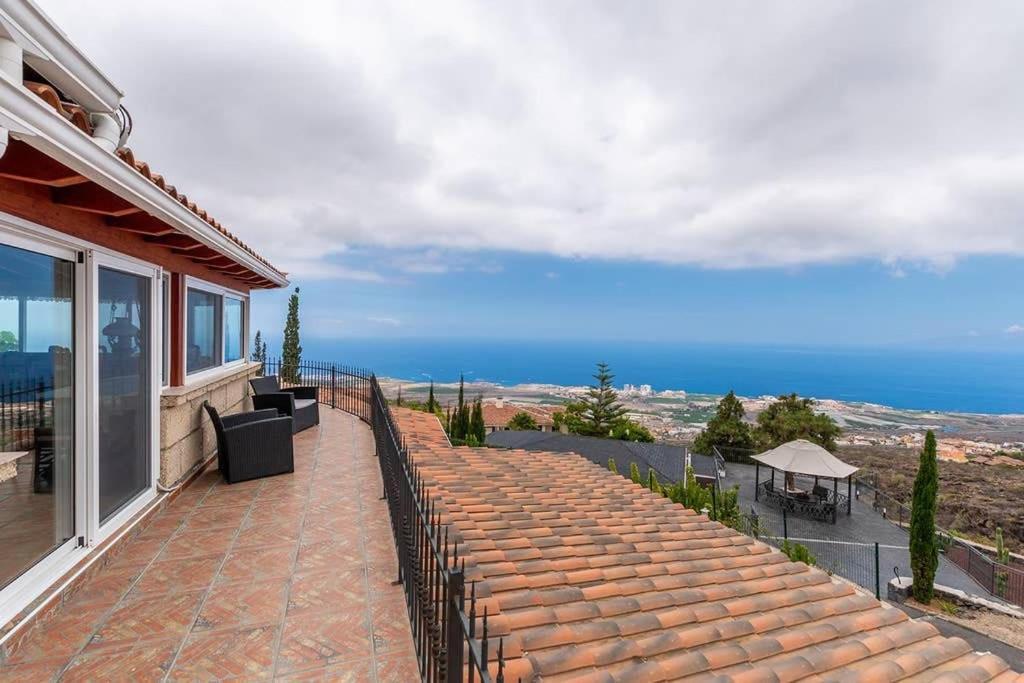 Villa Carlitos Vistas Al Mar Y A La Montana Адехе Екстериор снимка