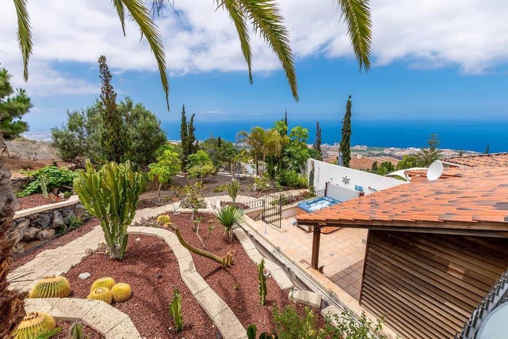 Villa Carlitos Vistas Al Mar Y A La Montana Адехе Екстериор снимка