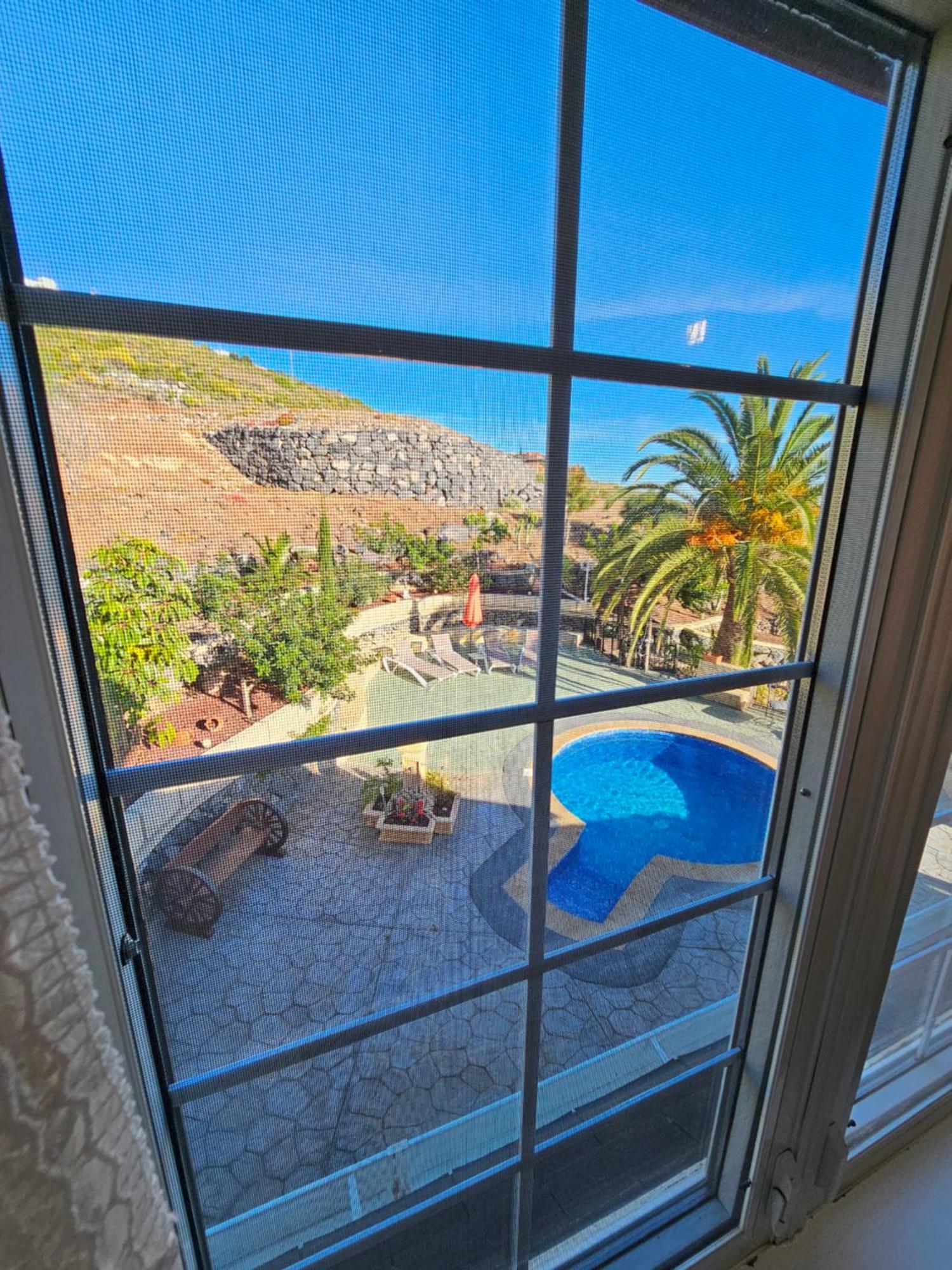 Villa Carlitos Vistas Al Mar Y A La Montana Адехе Екстериор снимка